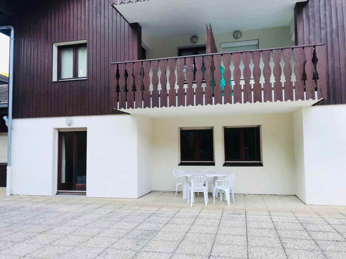 Appartement Confortable Avec Piscines, Terrasse Et Parking A Samoens - Fr-1-629-100 Exterior foto