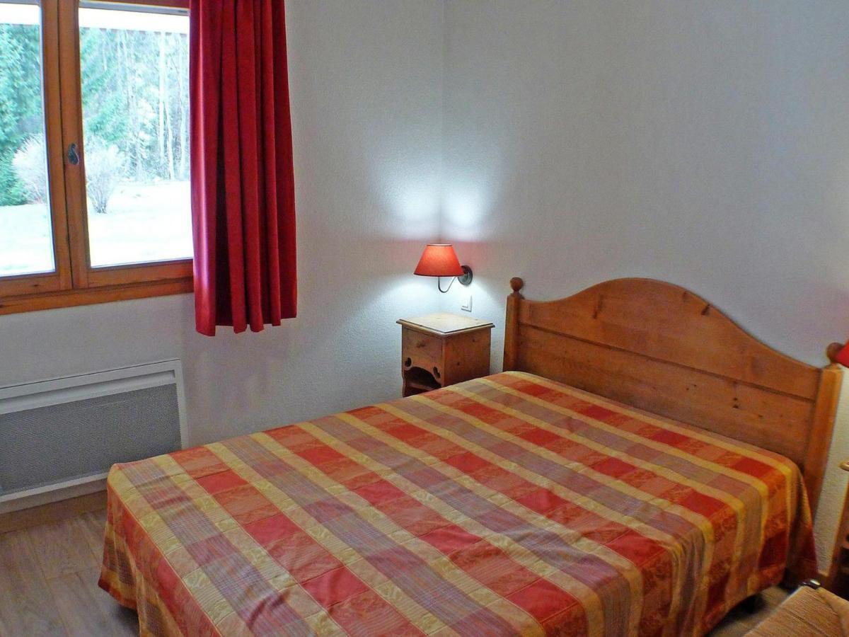Appartement Confortable Avec Piscines, Terrasse Et Parking A Samoens - Fr-1-629-100 Exterior foto