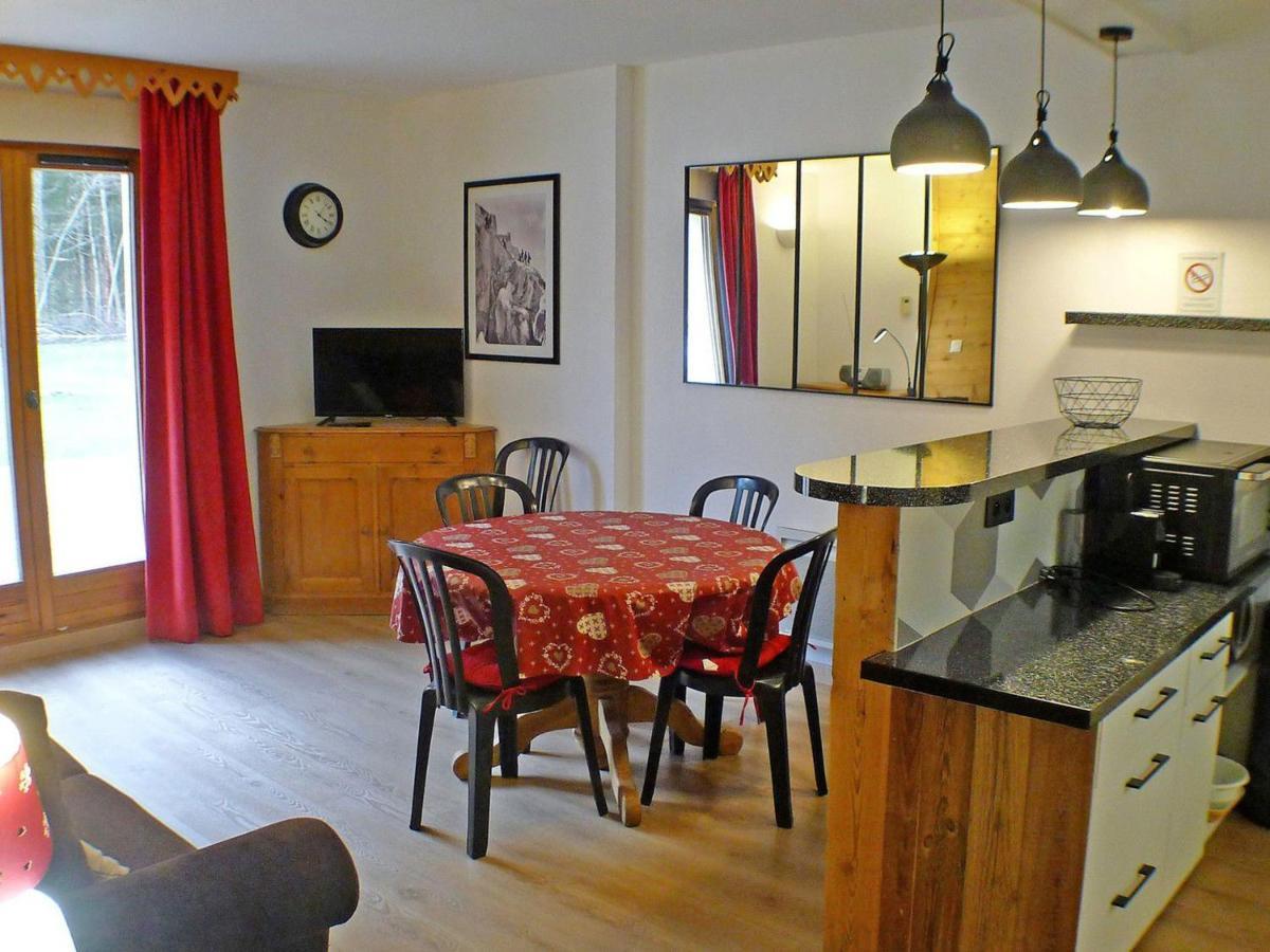 Appartement Confortable Avec Piscines, Terrasse Et Parking A Samoens - Fr-1-629-100 Exterior foto