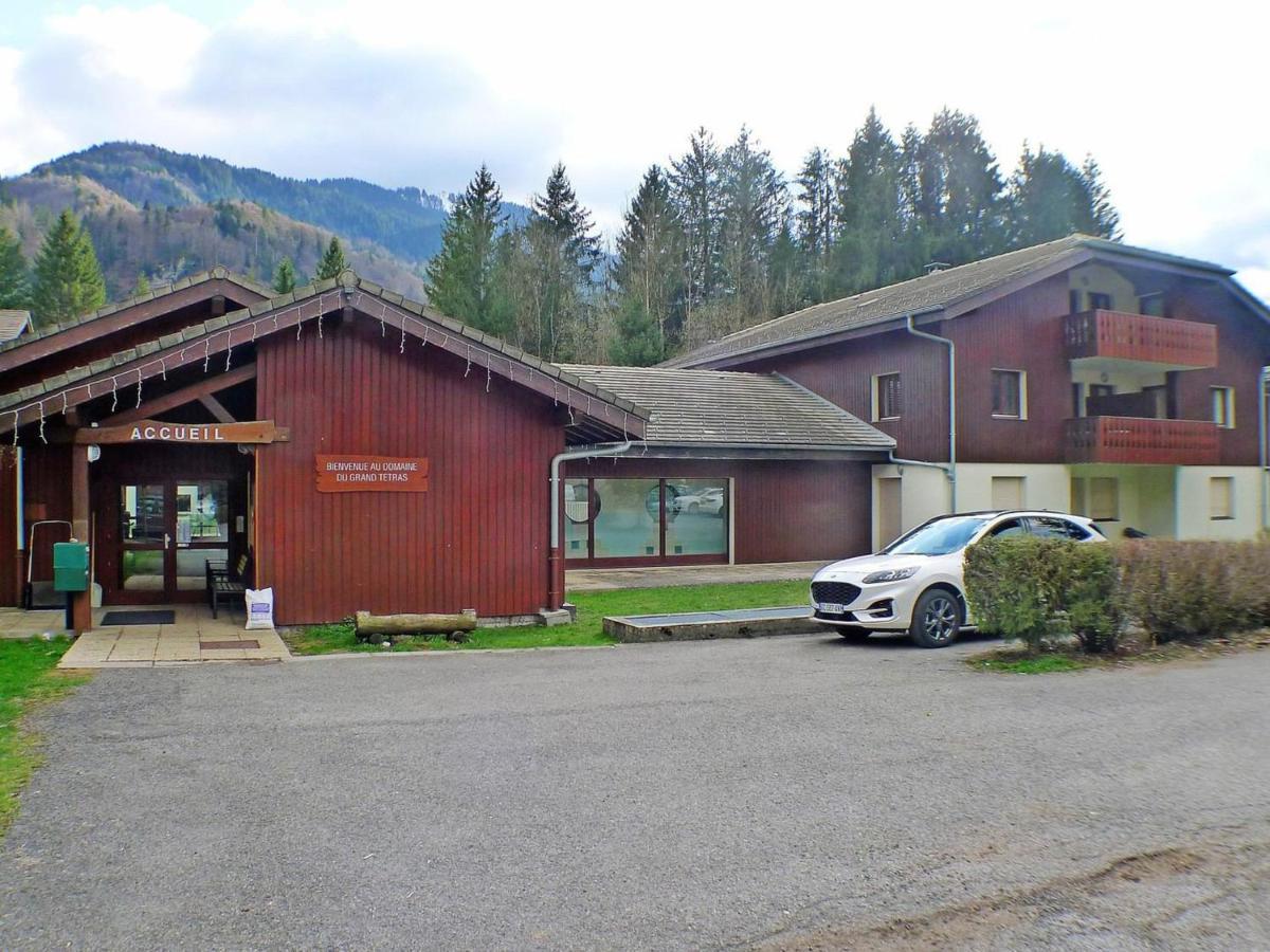 Appartement Confortable Avec Piscines, Terrasse Et Parking A Samoens - Fr-1-629-100 Exterior foto